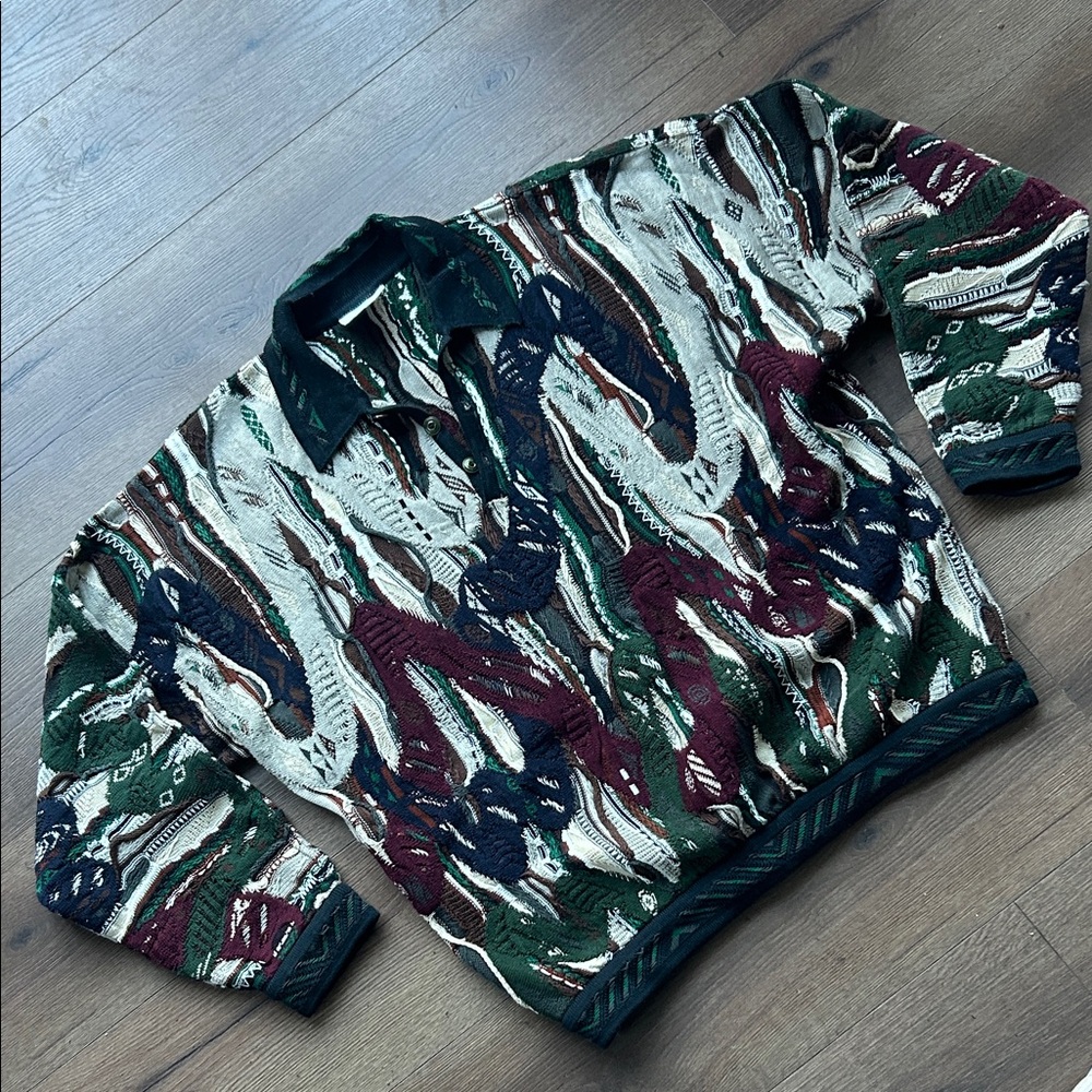 Coogi Sweater !! Large !!